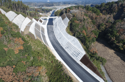 道路改築工事(有明道路２９－３３工区）