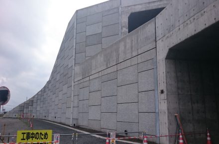 道路改築工事（有明志布志道路工区）